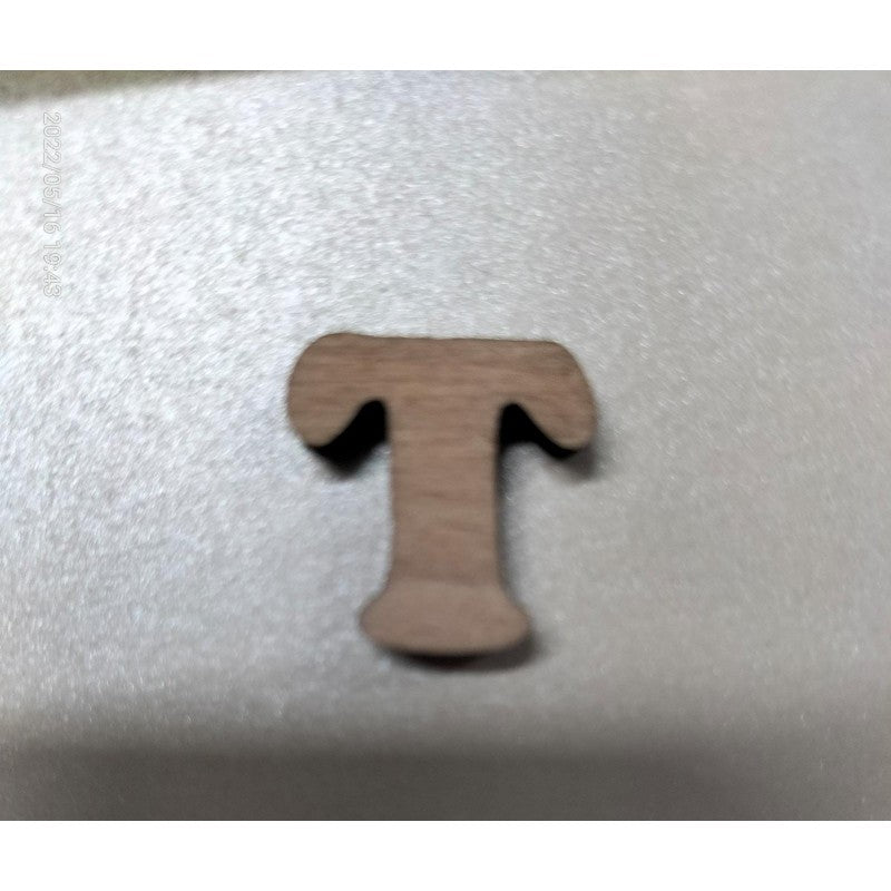 Lettere Maiuscole In Legno