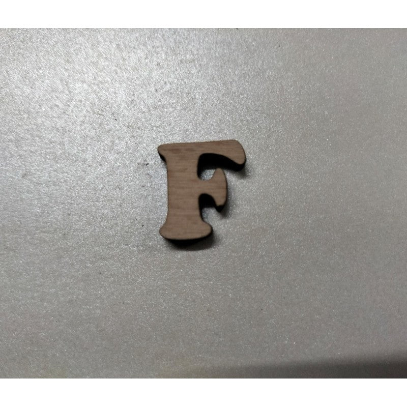 Lettere Maiuscole In Legno