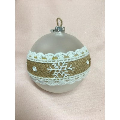 Palline E Puntali Opachi Con Applicazioni In Juta