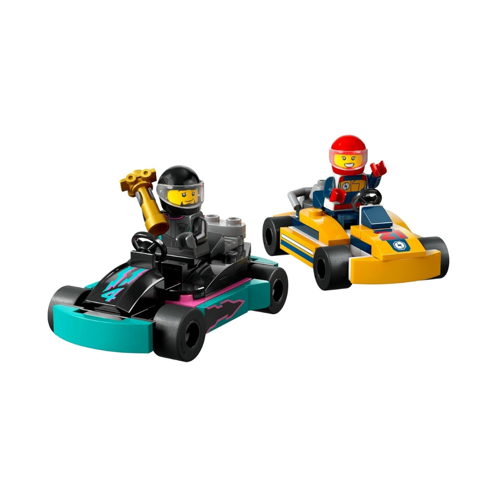 LEGO City Go-Kart e Piloti, Modellini da Costruire di Mini Go Kart da Corsa con 2 Minifigure di Piloti, Veicoli Giocattolo per Bambini e Bambine da 5 Anni in su, Regalo Divertente 60400