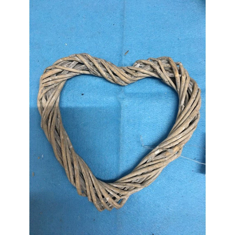 Cuore In Vimini Da Appendere