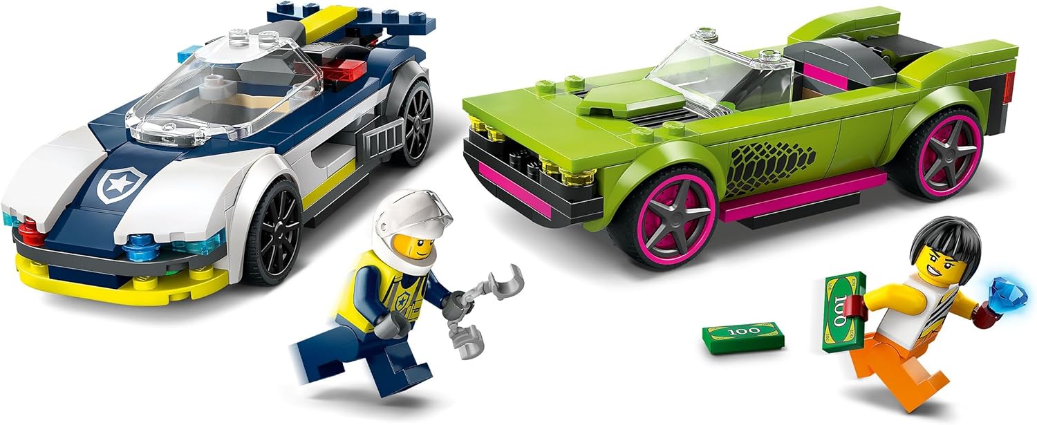 LEGO City Inseguimento della Macchina da Corsa, Set con 2 Modellini di Auto da Costruire della Polizia, Giocattolo per Bambini e Bambine da 6 Anni in su con Veicolo di Emergenza e 2 Minifigure 60415