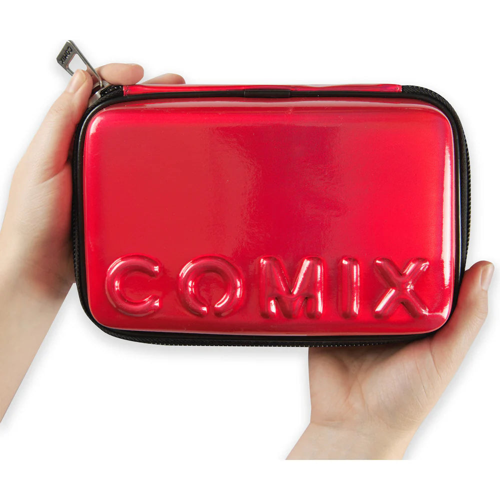 Astuccio COMIX Maxi Zip Cover Rigida con Maxi Logo in Rilievo, 21 x 14,5h x 6,5 cm – Colori Assortiti