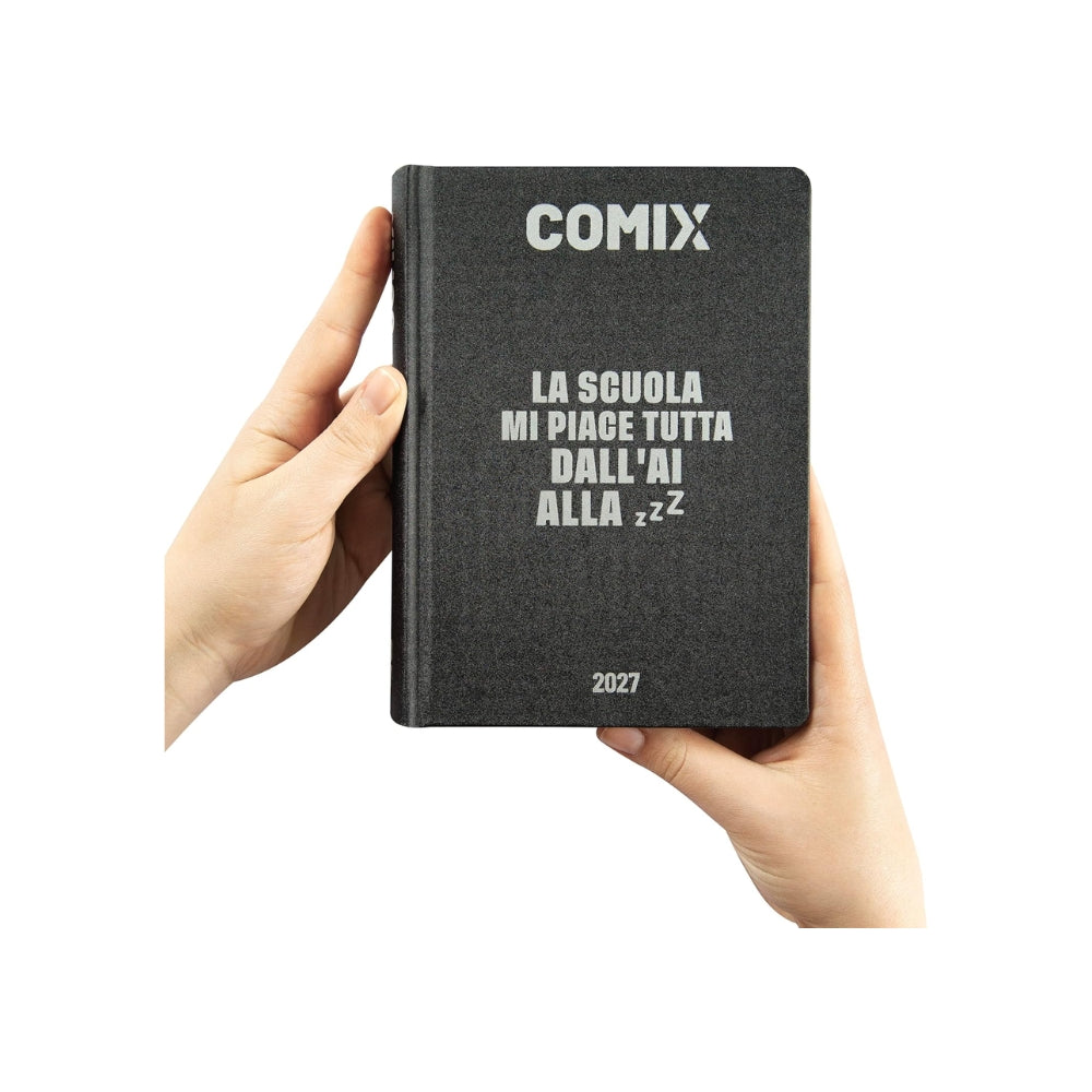 COMIX - Agenda 2027 Giornaliera 16 Mesi, Diario per Scuole Medie e Superiori, con Copertina Rigida