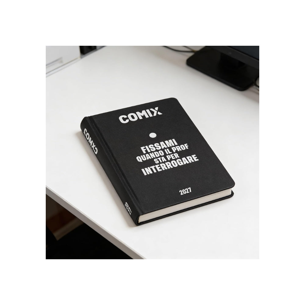 COMIX Agenda 2027 Giornaliera 16 Mesi Mini – Diario Scolastico con Copertina Rigida