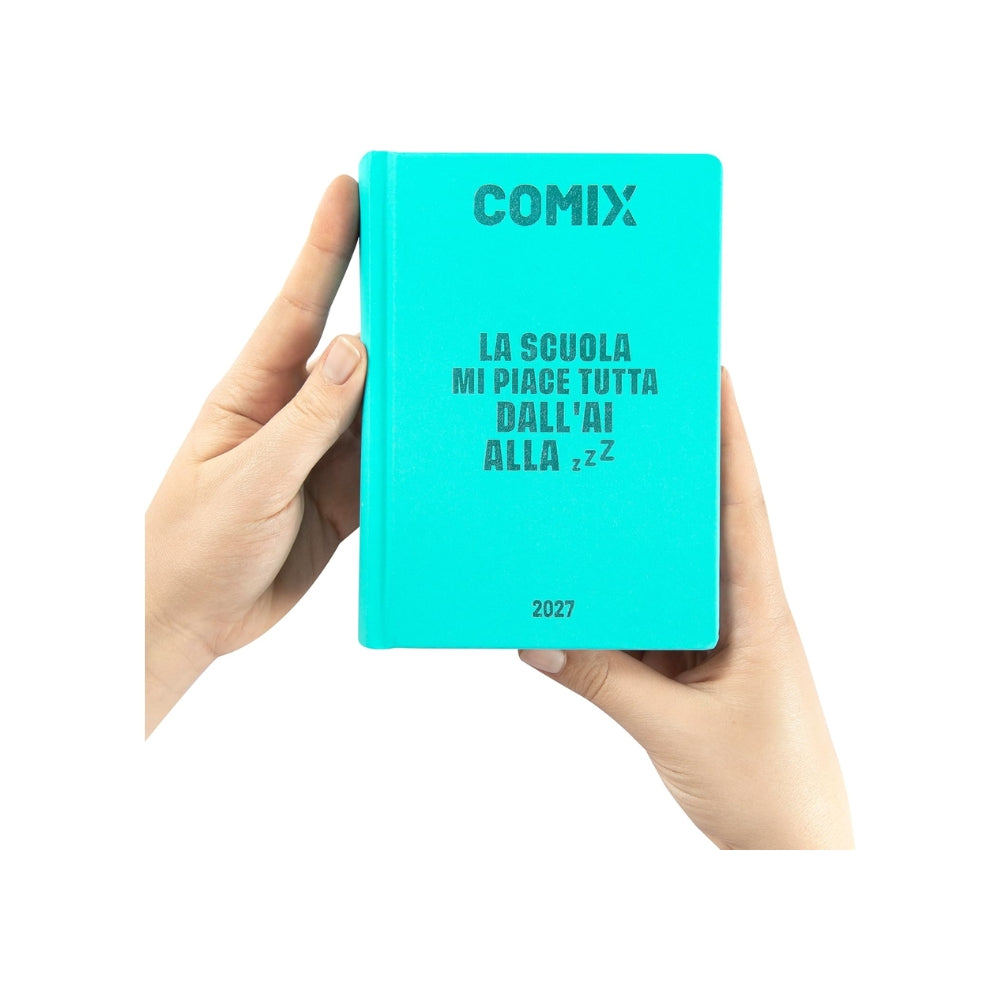 COMIX Agenda 2027 Giornaliera 16 Mesi Mini – Diario Scolastico con Copertina Rigida