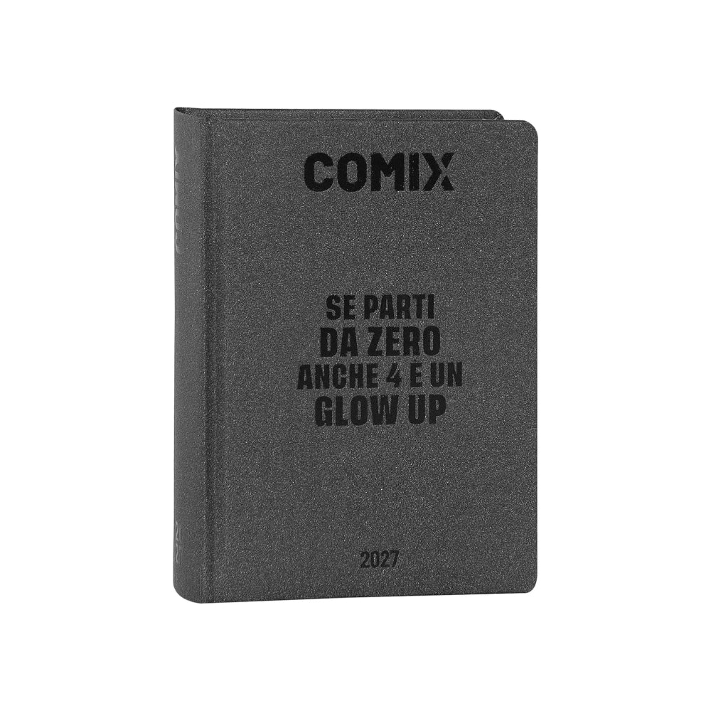 COMIX Agenda 2027 Giornaliera 16 Mesi Mini – Diario Scolastico con Copertina Rigida