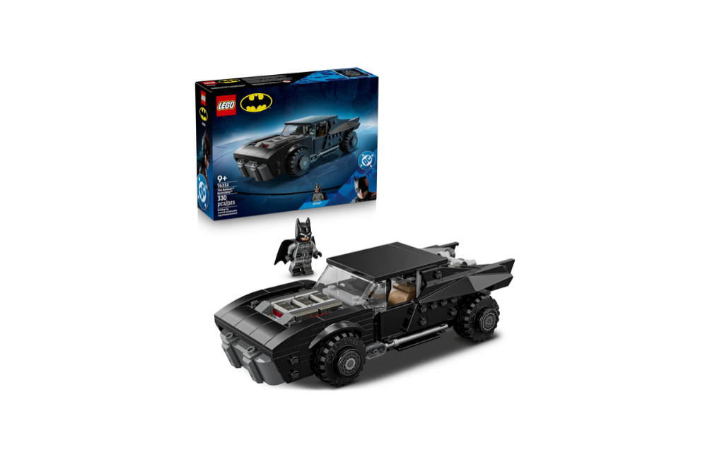 LEGO DC Batmobile di Batman 76332 Giochi per bambini da 9 anni, macchina giocattolo, minifigure del supereroe e moneta da collezione, idea regalo, 330 pezzi