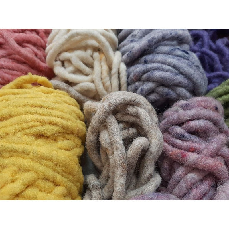 Cordone In Lana Cardata Diametro Grosso - Colori Assortiti