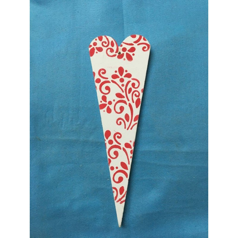 Cuore In Legno Con Ricamo Dipinto