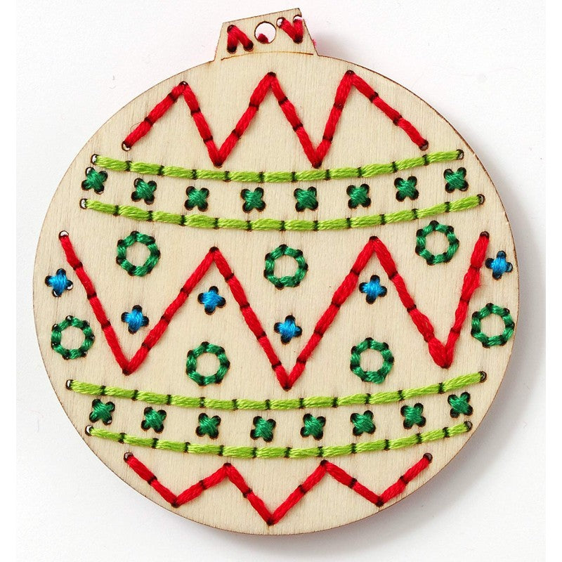 Kit Formina In Legno Ricamabile – Palla Di Natale