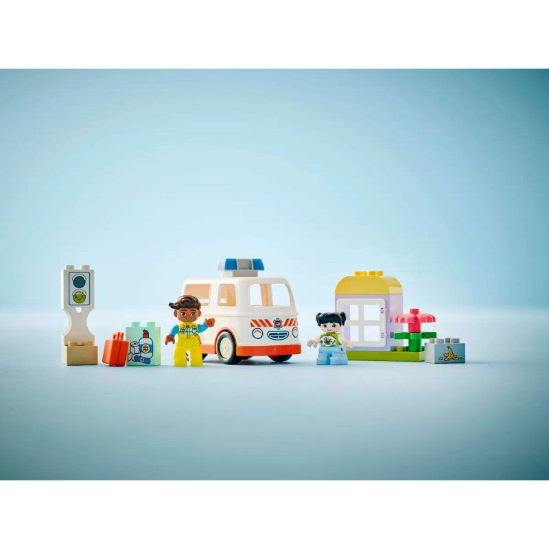 Lego Duplo: Ambulanza E Autista 10447