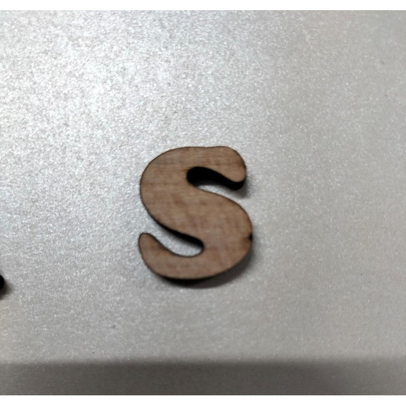 Lettere Maiuscole In Legno