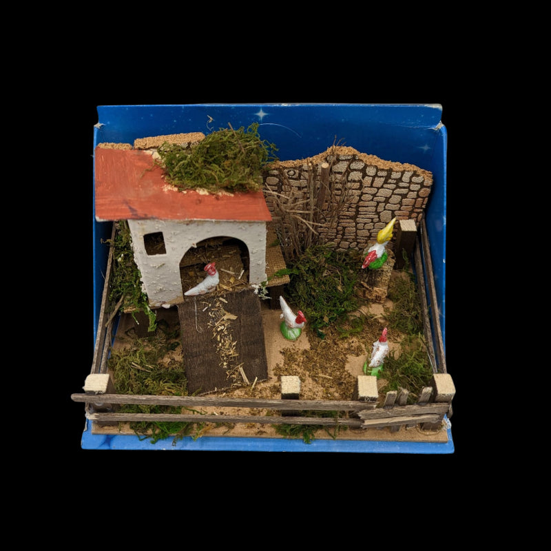 Pollaio Per Presepe 20x14x11 Cm Con Riproduttore Del Verso