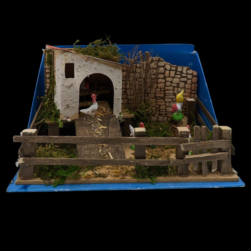 Pollaio Per Presepe 20x14x11 Cm Con Riproduttore Del Verso